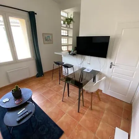 T2 En Plein Centre De Apartmán