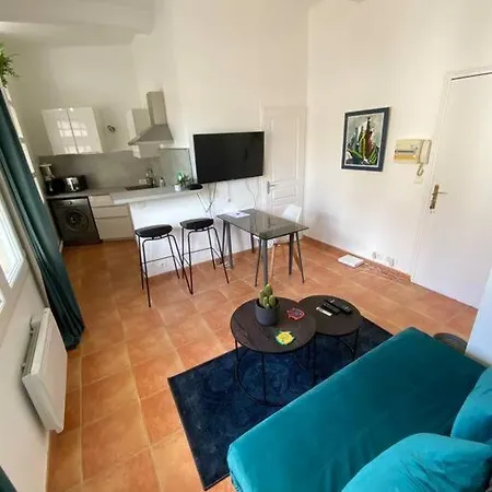 Apartmán T2 En Plein Centre De